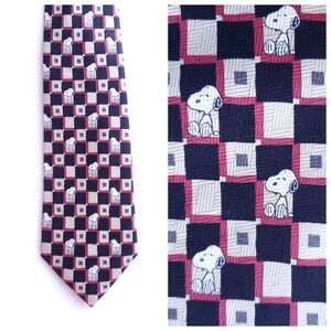 Peanuts Snoopy 100% Silk Mens Necktie 56 x 3.75" Black Red Beige Check Tie